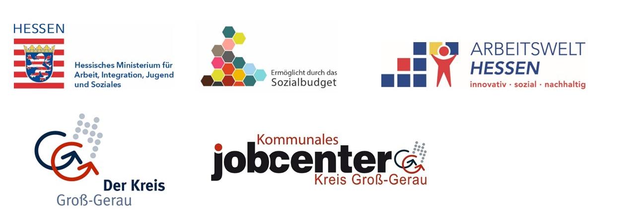 Sechs Logos von Förderinstitutionen, darunter Der Kreis Groß-Gerau, Kommunales Jobcenter Kreis Groß-Gerau, das Hessische Ministerium für Arbeit, Integration, Jugend und Soziales, Arbeitswelt Hessen und das Sozialbudget.