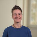 Porträtbild von Tanja Koschinsky, Qualitätsmanagerin des ZfW